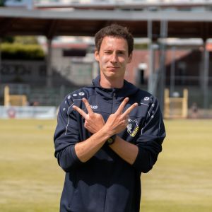 Entra&icirc;neur au club d'athl&eacute;tisme de La Louvi&egrave;re